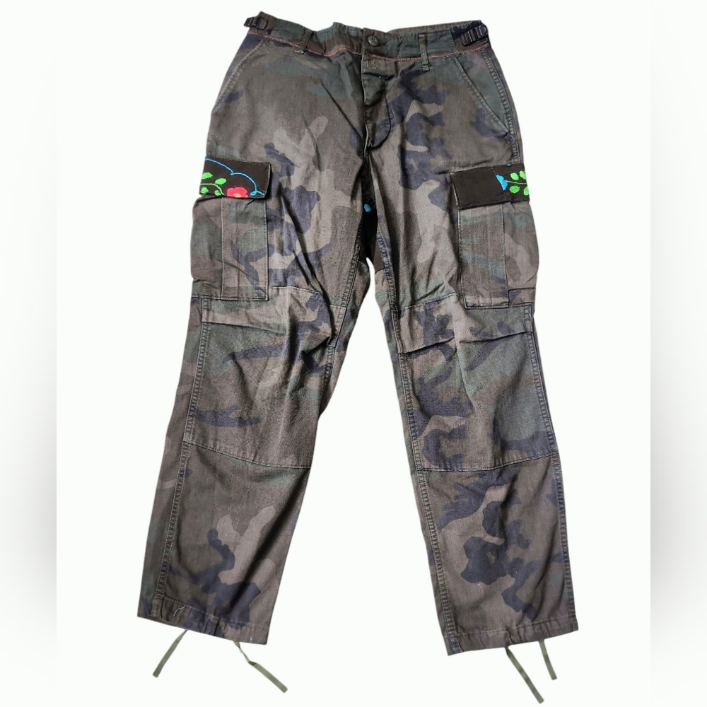 NWT Rich Hippie The Label Handmade Embroidered Boho Camo Pants Women's SMALL